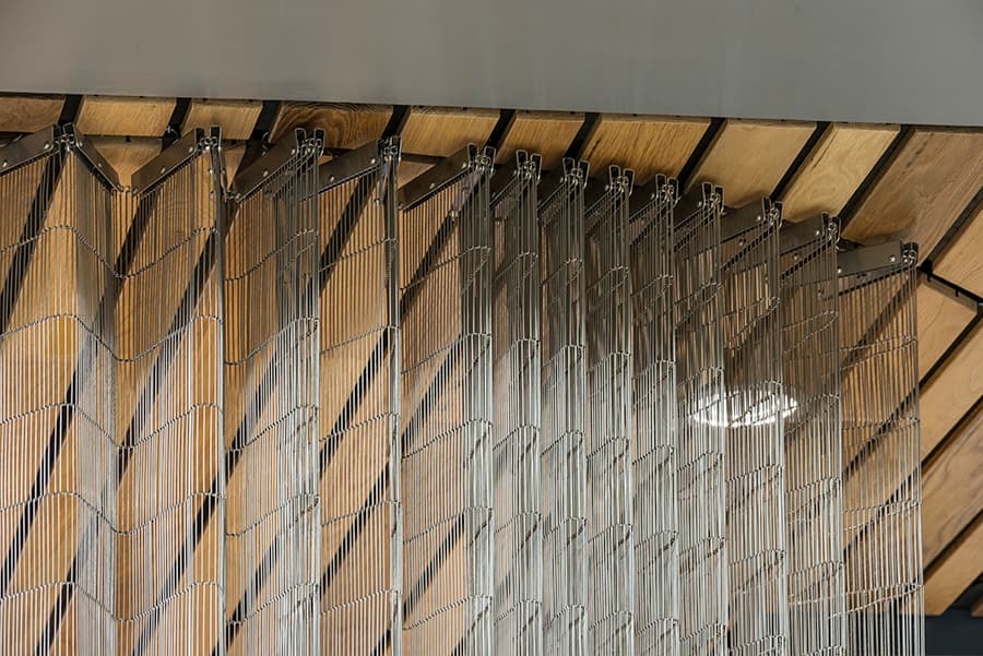 CEILING RAIL FOLDED IN CEILING