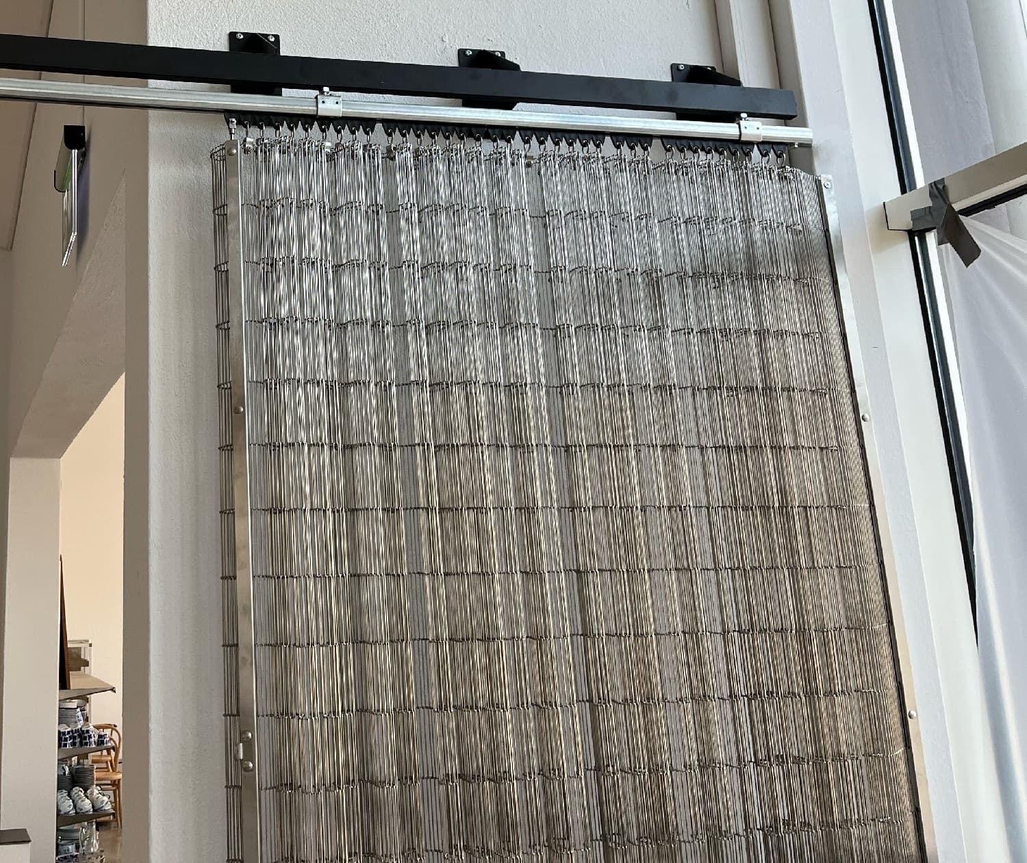 Rörstrand – PAHLEFR Metalldraperi RF web