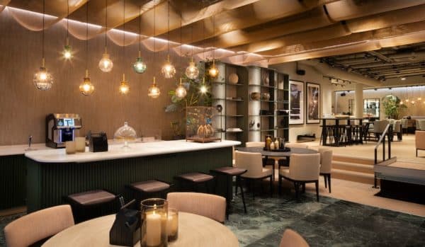 Eiendomsspar, Kontorsbyggnad