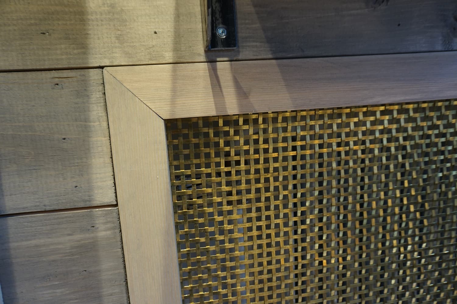 Elementskydd Sneaky Steve Pahlfer flätad mässing