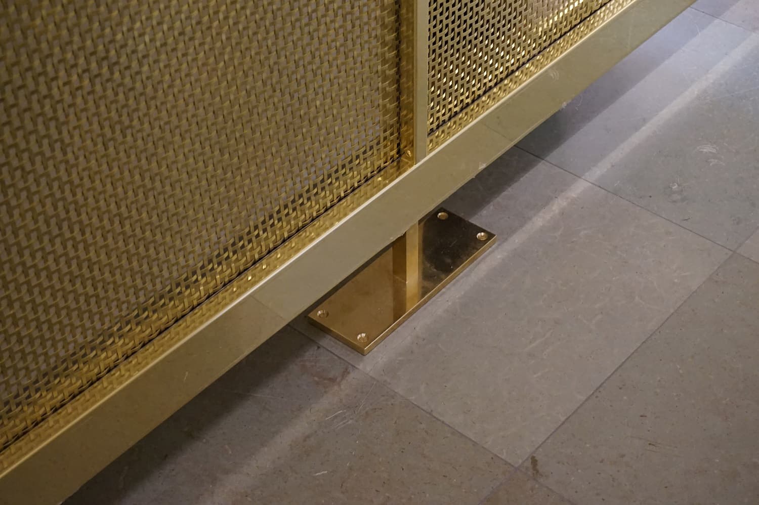 Pahlfer skärm mässing