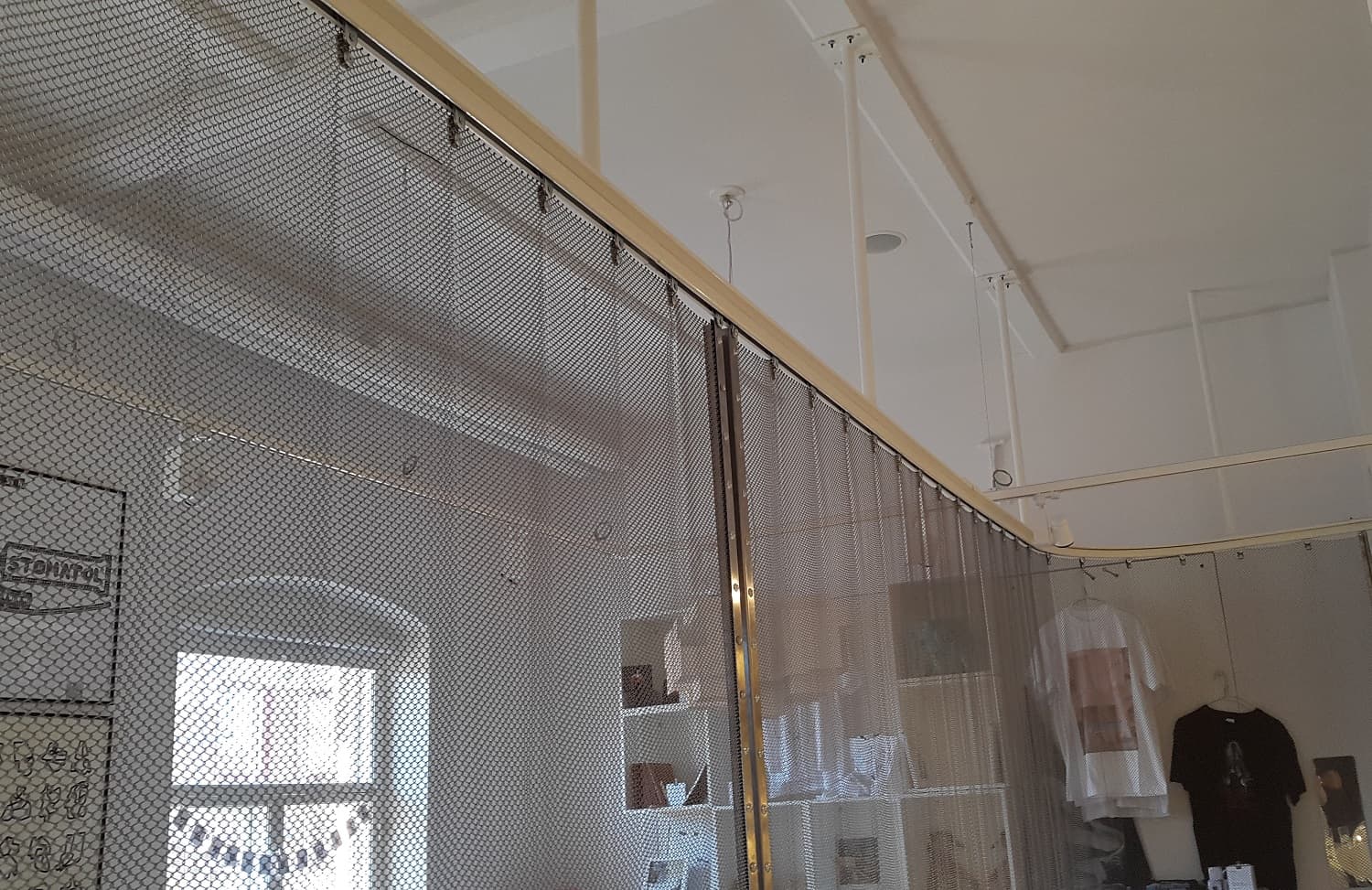 Pahlfer Inredning AB Metalldraperier webb